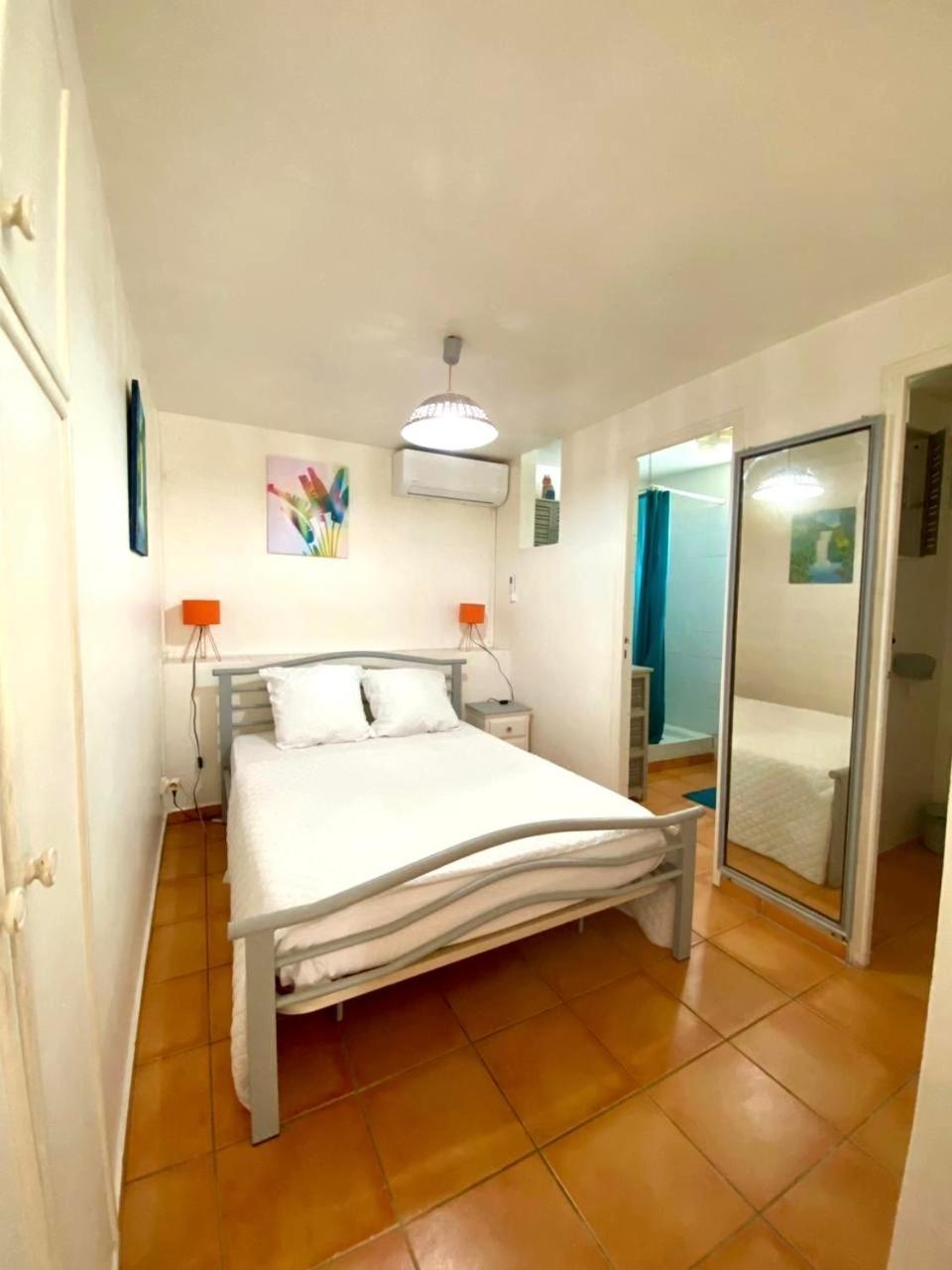 Appartement Le Jacquier à Goyave Extérieur photo