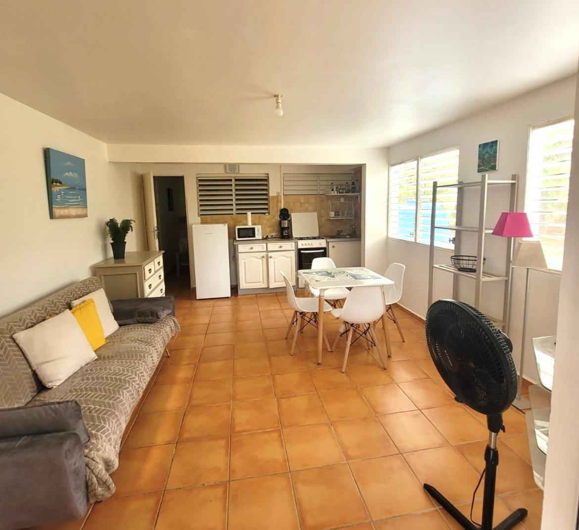 Appartement Le Jacquier à Goyave Extérieur photo